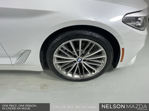 Used 2020 BMW 540i w/ Premium Package image 10