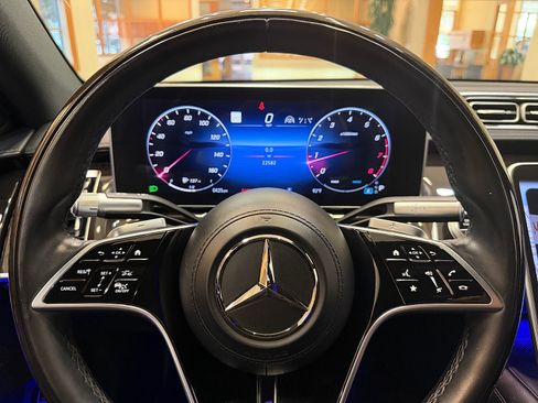 Certified 2023 Mercedes-Benz S 580 4MATIC Sedan image 21