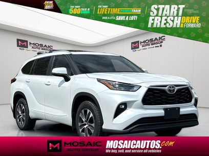 Used 2023 Toyota Highlander XLE