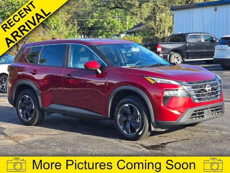 Certified 2024 Nissan Rogue SV image 1