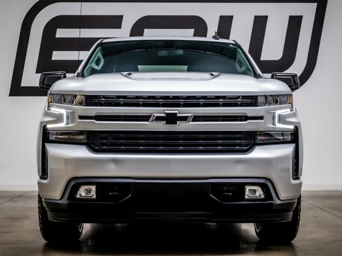 Used 2021 Chevrolet Silverado 1500 RST image 3