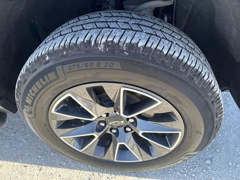 Used 2023 Chevrolet Tahoe Z71 w/ Z71 Off-Road Package image 13