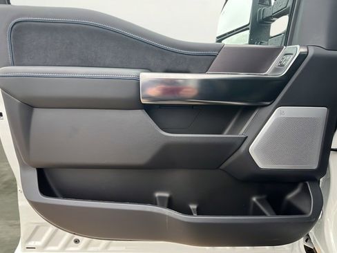 New 2026 Ford F250 Platinum image 23