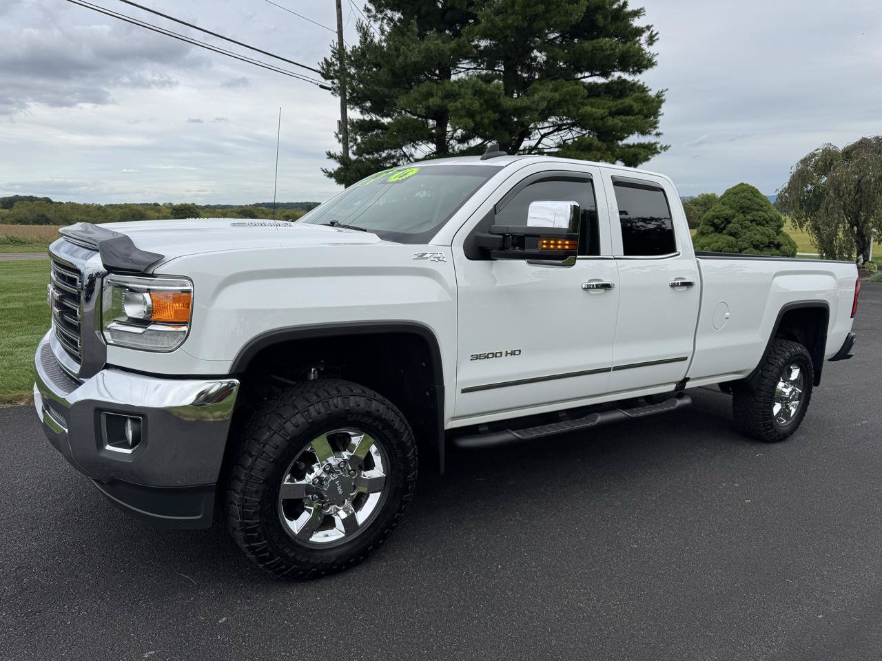 Used 2016 GMC Sierra 3500 SLT w/ Suspension Package, Off-Road AWD/4WD image 2
