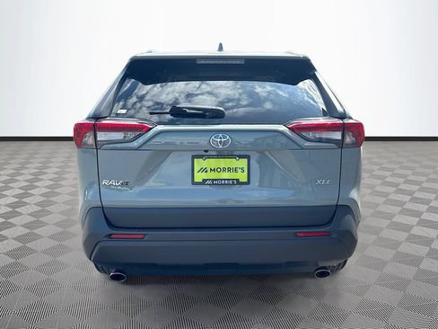 Used 2022 Toyota RAV4 XLE Premium FWD image 33