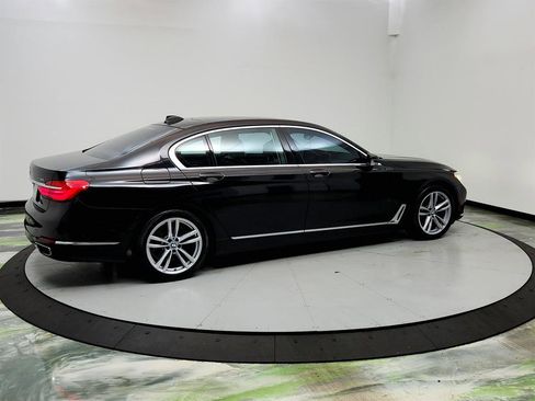 Used 2017 BMW 740i 740i image 5