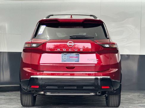 New 2026 Nissan Rogue Platinum w/ Platinum Premium Package AWD/4WD image 4