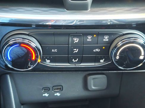 New 2026 Buick Encore GX Sport Touring w/ Advanced Technology Package image 22