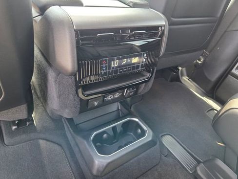 New 2026 Jeep Grand Wagoneer L 2WD image 8