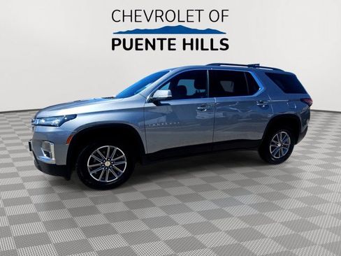 Used 2023 Chevrolet Traverse LT FWD image 4
