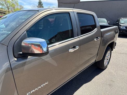 Used 2015 GMC Canyon SLT image 8