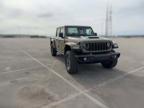 New 2026 Jeep Gladiator Mojave image 17