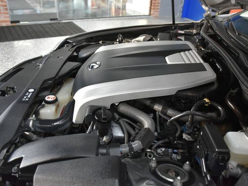 Used 2018 Lexus IS 300 AWD image 35