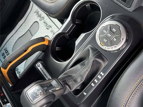 Used 2024 Ford Bronco Badlands image 26