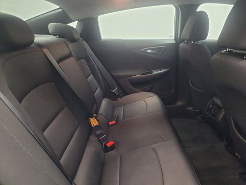 Used 2018 Chevrolet Malibu LT FWD image 19