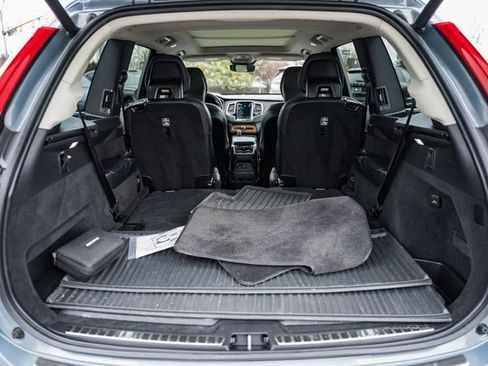 Used 2023 Volvo XC90 T8 Plus w/ Protection Package Premier image 10