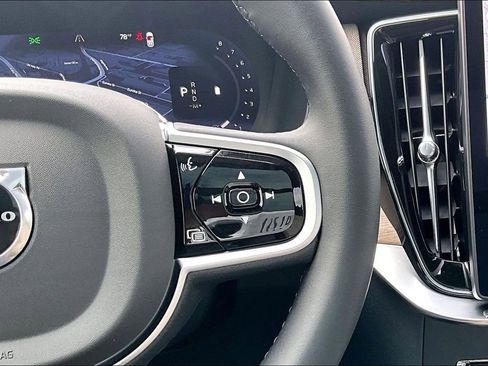 New 2026 Volvo XC90 B6 Plus image 25