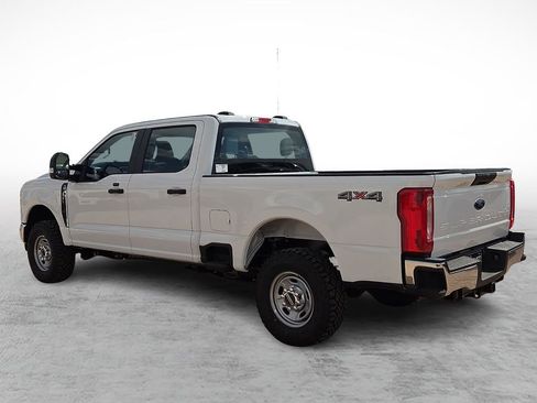 New 2026 Ford F350 XL w/ XL Off-Road Package AWD/4WD image 7