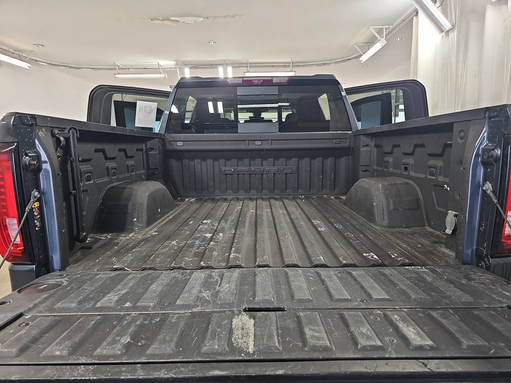 Certified 2022 GMC Sierra 1500 Denali w/ Denali Reserve Package AWD/4WD image 15