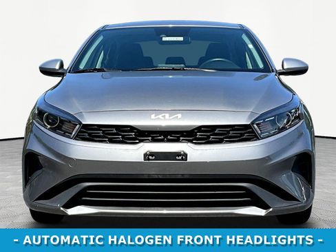 Used 2024 Kia Forte LXS FWD image 2