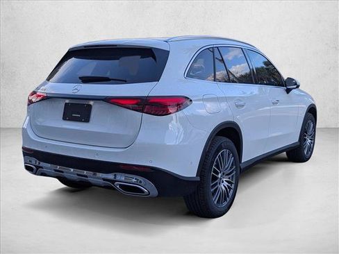 New 2026 Mercedes-Benz GLC 300 image 2