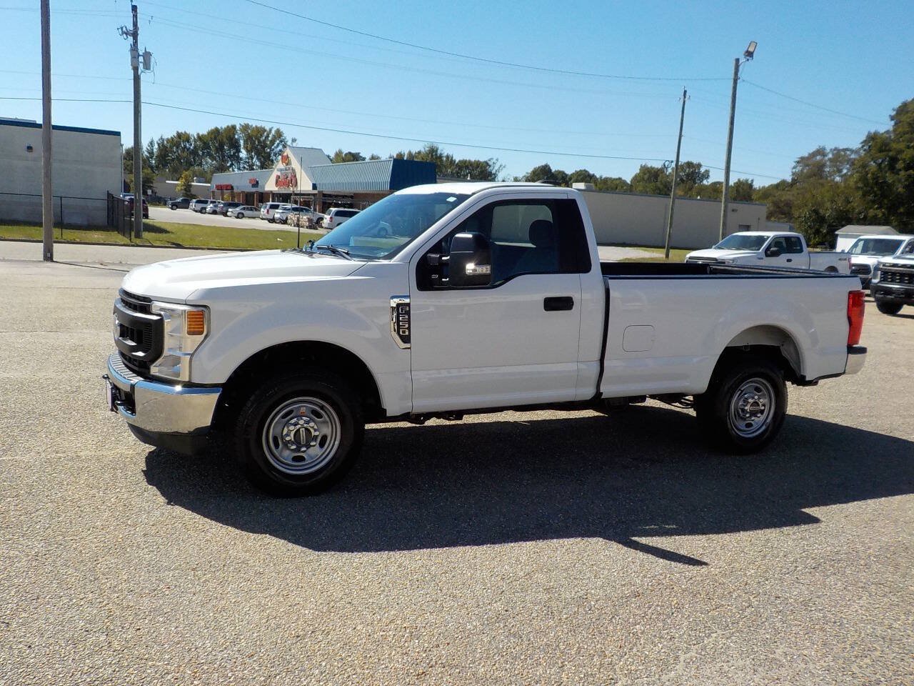 Used 2022 Ford F250 XL w/ Power Equipment Group RWD image 1