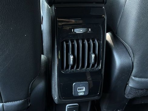 Used 2025 Jeep Compass Trailhawk AWD/4WD image 19