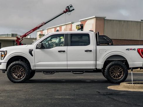 Used 2023 Ford F150 XLT w/ Trailer Tow Package AWD/4WD image 5