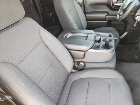 Used 2022 Chevrolet Silverado 1500 Custom image 21