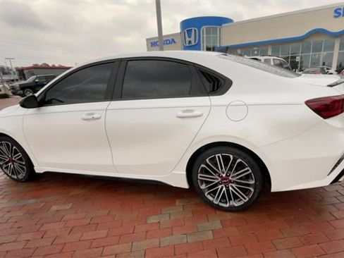 Used 2023 Kia Forte GT w/ GT2 Package image 7