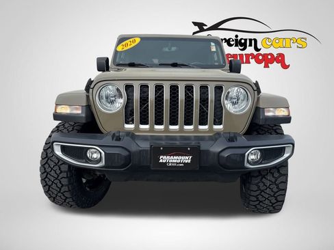 Used 2020 Jeep Gladiator Overland image 2