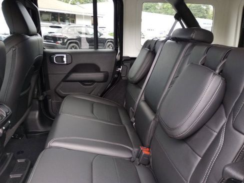 Used 2023 Jeep Wrangler Unlimited Sahara w/ Cold Weather Group image 9