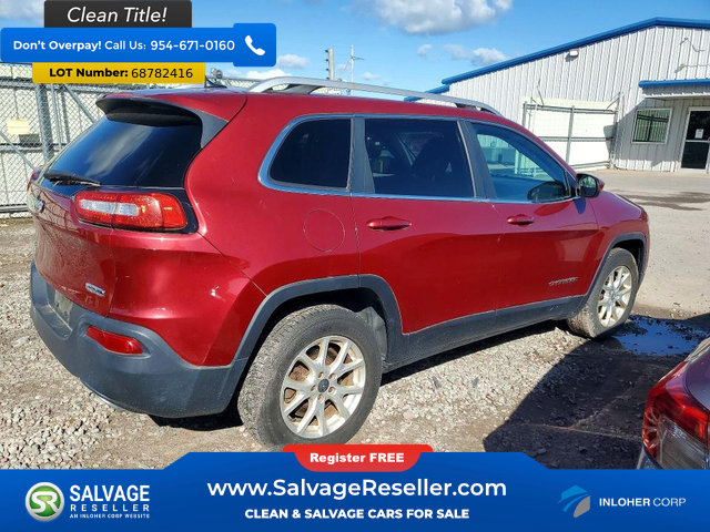 Used 2015 Jeep Cherokee Latitude w/ Cold Weather Group AWD/4WD image 4