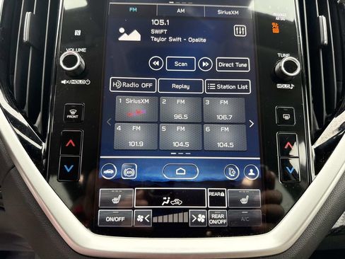 Certified 2025 Subaru Ascent Premium w/ Premium Package image 30