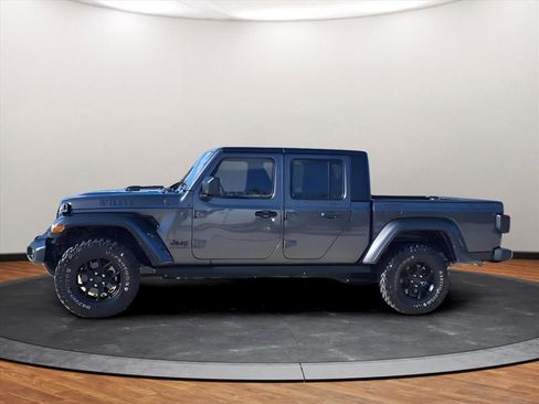Used 2024 Jeep Gladiator Sport image 14