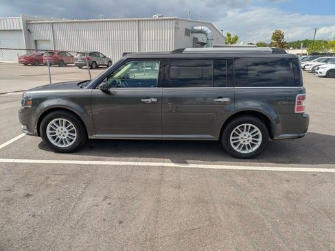 Used 2019 Ford Flex SEL w/ Equipment Group 202A image 8