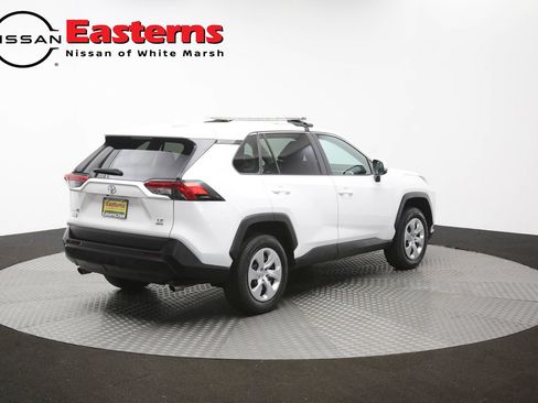 Used 2023 Toyota RAV4 LE AWD/4WD image 40