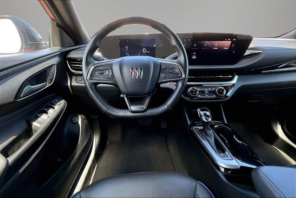 Used 2024 Buick Envista Sport Touring w/ Experience Buick Package FWD image 8