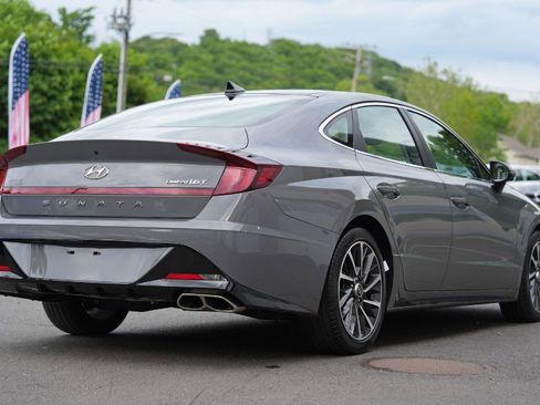 Used 2023 Hyundai Sonata Limited w/ Preferred Accessory Package FWD image 7