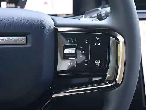 New 2026 Land Rover Range Rover Evoque Dynamic SE AWD/4WD image 21