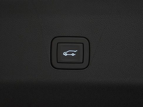 New 2026 Chevrolet Suburban High Country AWD/4WD image 12