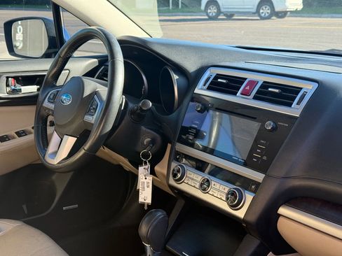 Used 2015 Subaru Outback 2.5i Limited w/ Popular Package #4 image 17