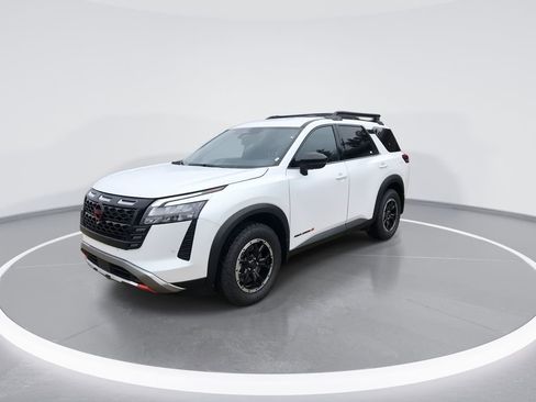 New 2026 Nissan Pathfinder Rock Creek AWD/4WD image 4