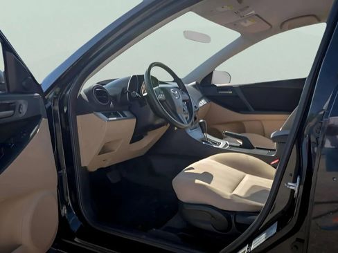 Used 2010 MAZDA MAZDA3 i Touring image 18