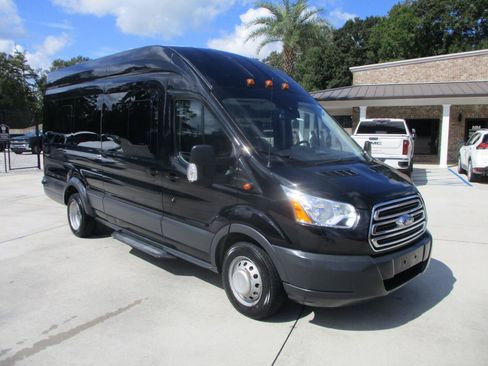 Used 2016 Ford Transit 350 XLT RWD image 4