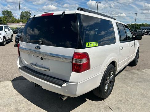 Used 2017 Ford Expedition EL Limited w/ Equipment Group 301A AWD/4WD image 5
