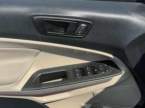 Used 2022 Ford EcoSport S AWD/4WD image 16