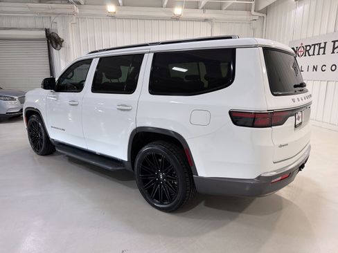 Used 2022 Jeep Wagoneer Series II image 26