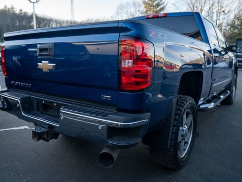 Used 2019 Chevrolet Silverado 2500 LTZ w/ Duramax Plus Package image 7
