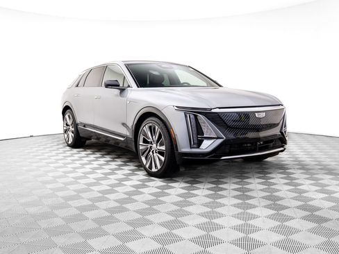 Certified 2024 Cadillac Lyriq Luxury w/ LPO, Floor Liner Package image 8